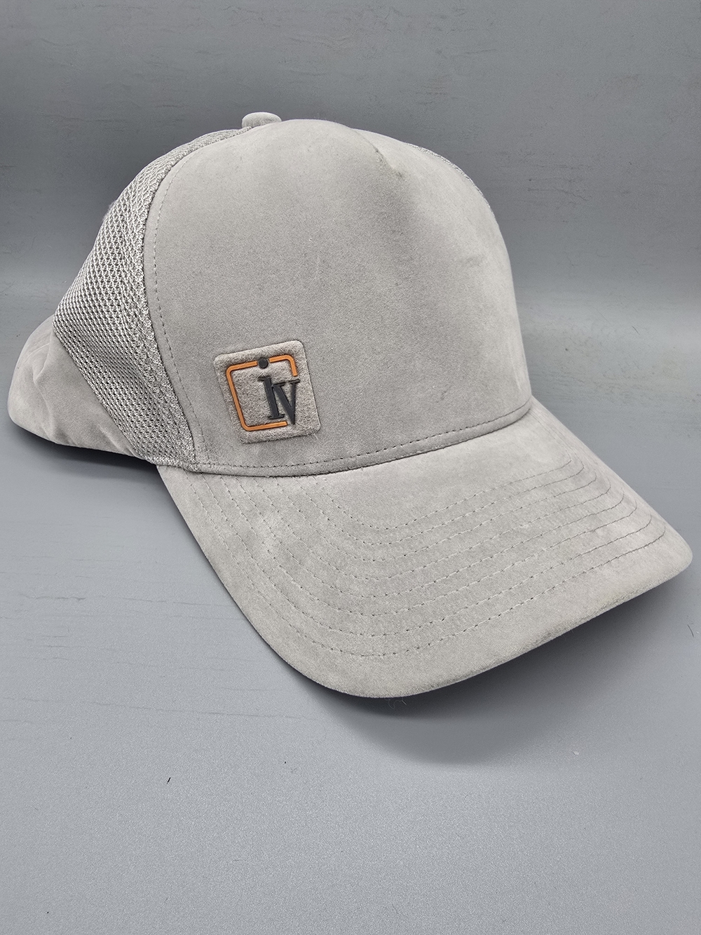 Innovision Men's Light Gray Suede Mesh Baseball Cap